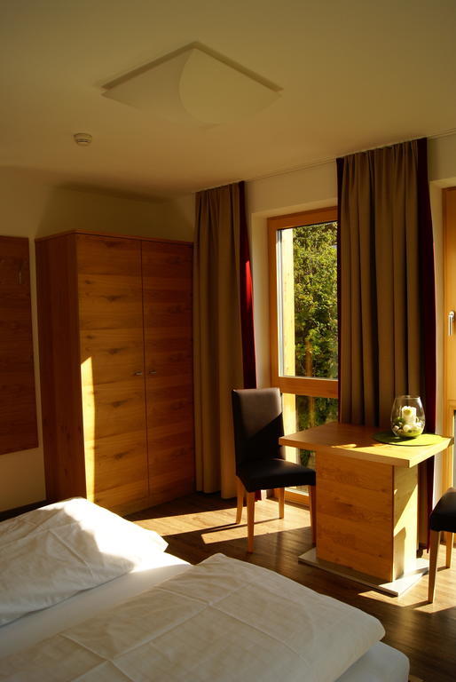 Haus Bergleben Appartement Sankt Anton am Arlberg Kamer foto